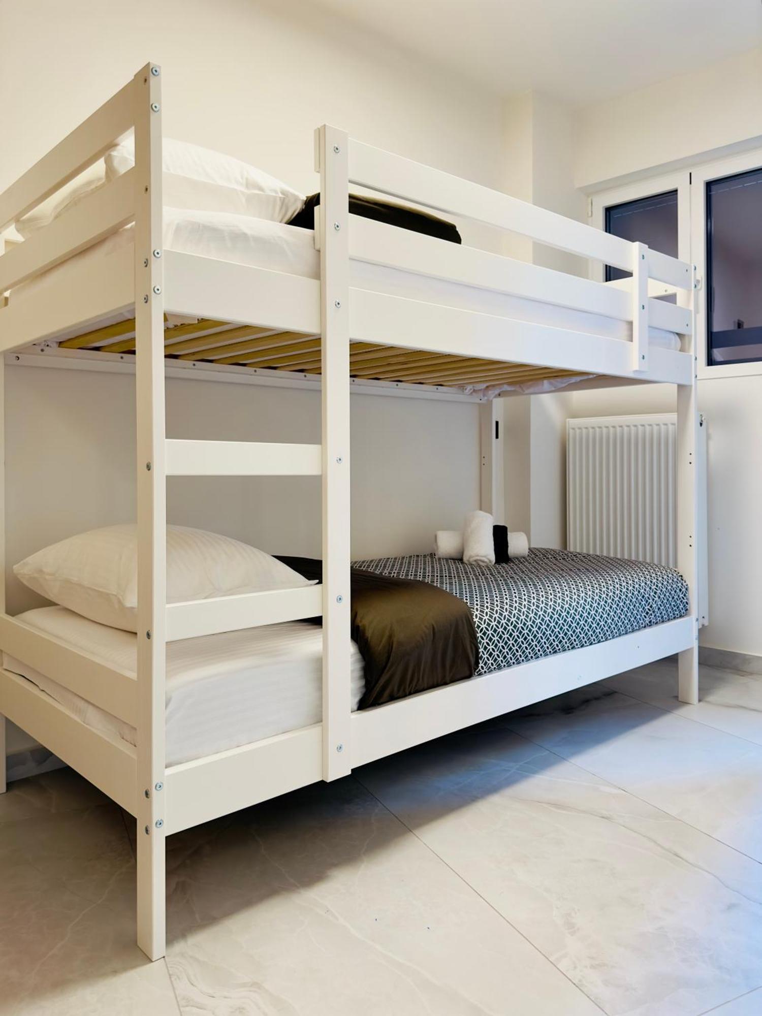 Modern Designer & Stylish Comfort Goudi Apartment